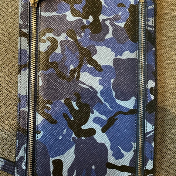 Smythson Panama Zip Currency Case in Blue Camo - Picture 4 of 5